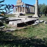 Nocleg ze śniadaniem Mamena Paestum