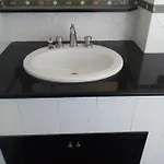 Mamena Nocleg ze śniadaniem 3*