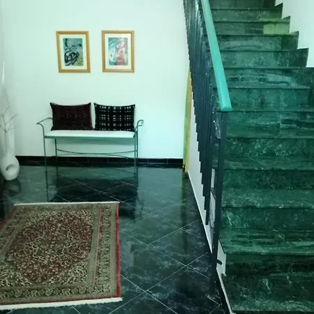Mamena * Пестум