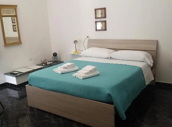 Mamena Paestum